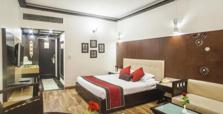 Hotel Maharaja Regency Лудхиана Экстерьер фото