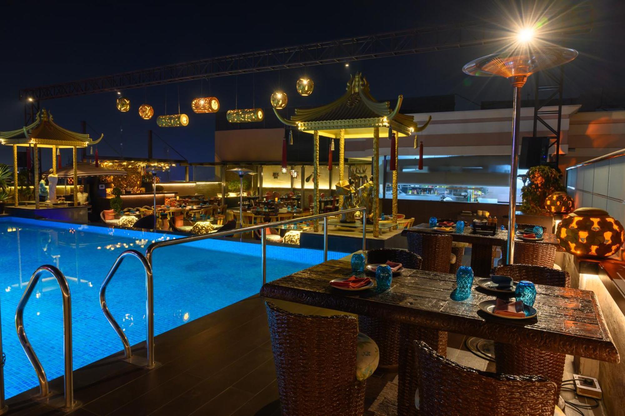 Hotel Maharaja Regency Лудхиана Экстерьер фото
